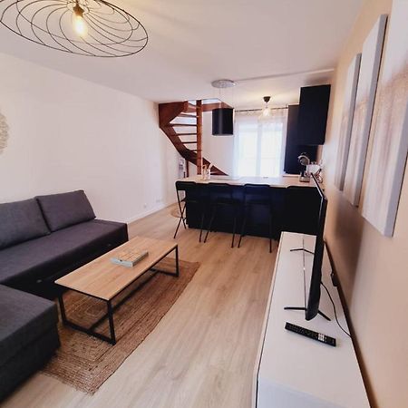 Duplex Neuf Centre Ville Avec Parking Neauphle-le-Château Εξωτερικό φωτογραφία